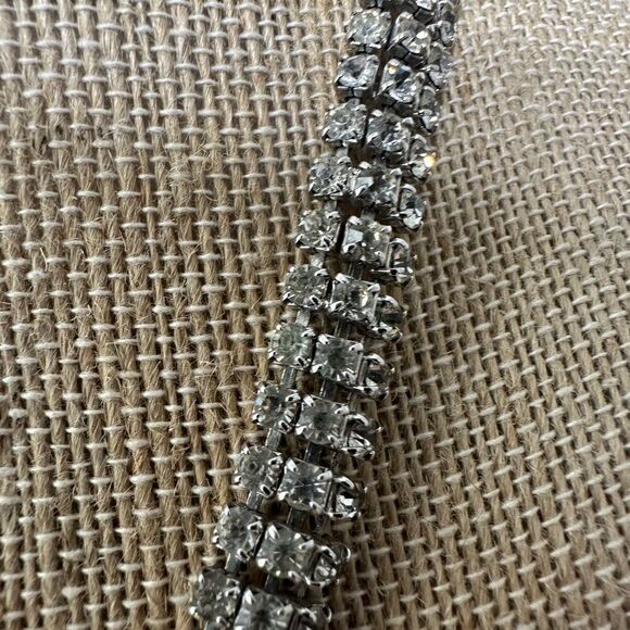 Vintage 50s Dazzling Rhinestone Fringe Necklace - Picture 2 of 13